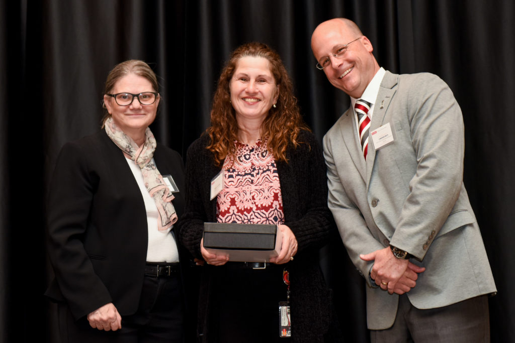 Denise Caldrone receives OFA award for excellence 